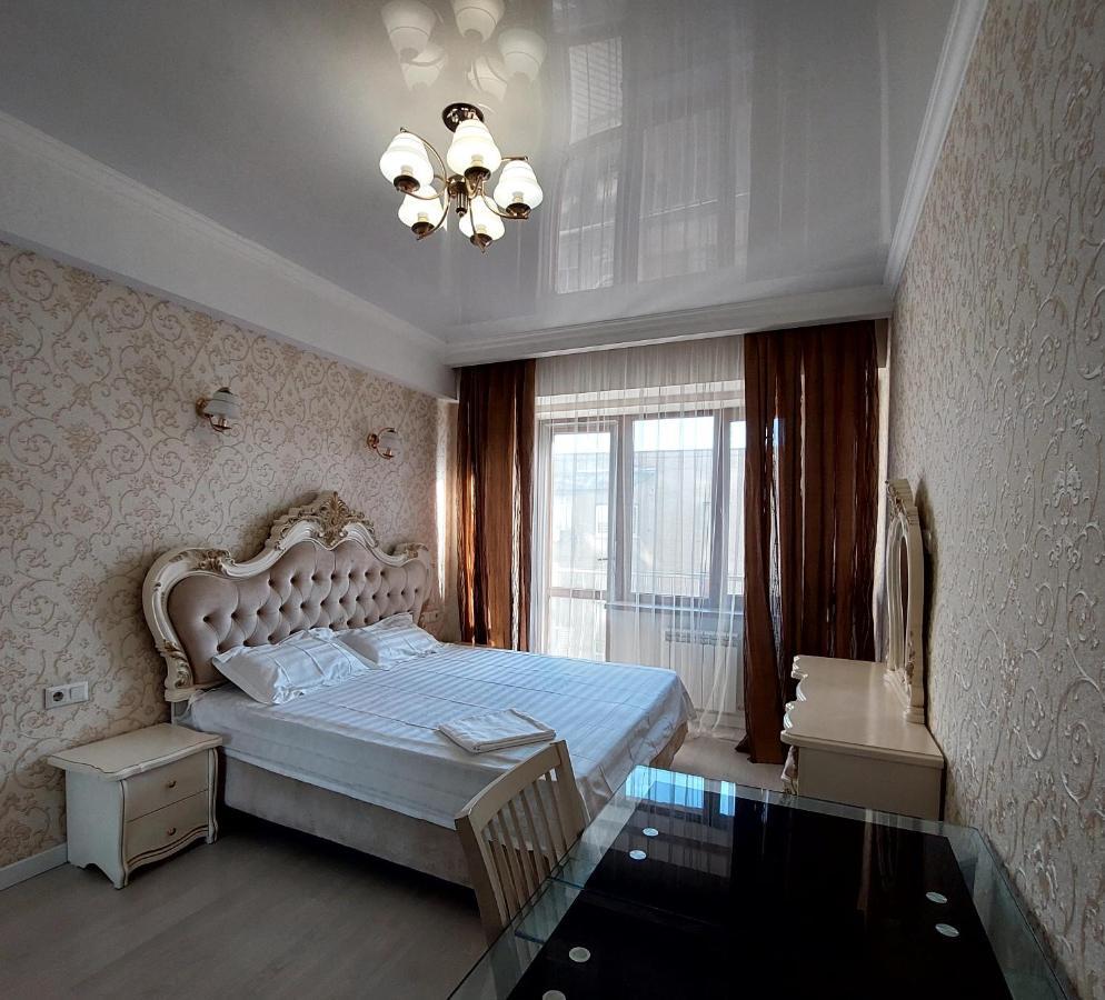 Elite Apartment In Street Mederova 50 비슈케크 외부 사진